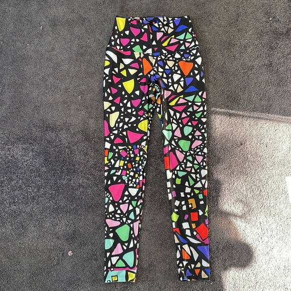 It’s a Set! Sports Bra & Leggings - Picture 1 of 3